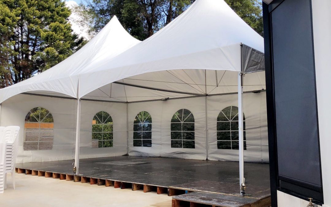 Marquee Hire With Walls