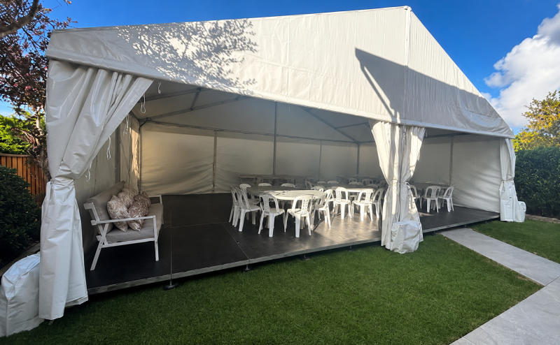 10m x 6m White Framed Marquee